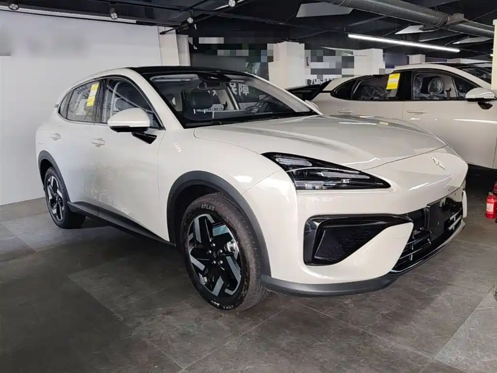 Baojun Yunhai 宝骏云海 2026款 140 km 插混标准版