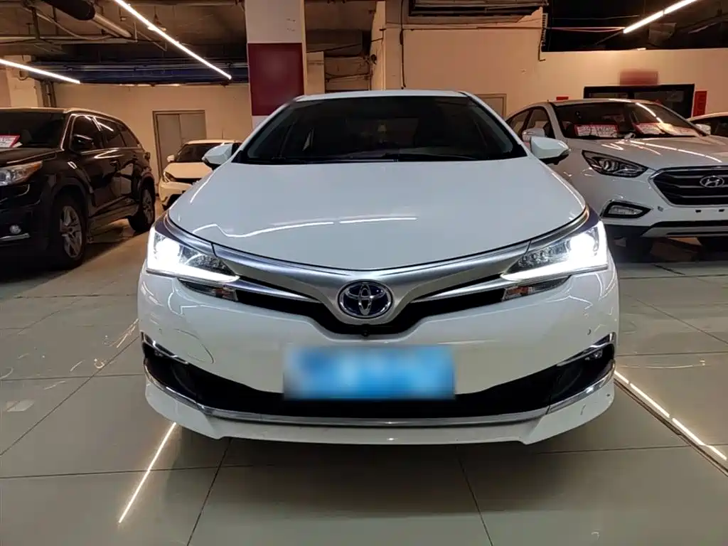 Corolla Facelift Dual Engine 1.8 L E-CVT Elite