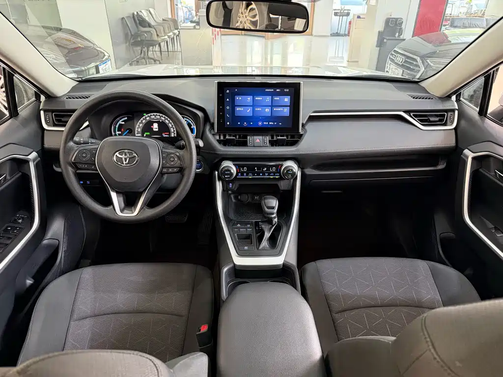 RAV4 Dual Engine 2.5 L E-CVT 2 WD Elite