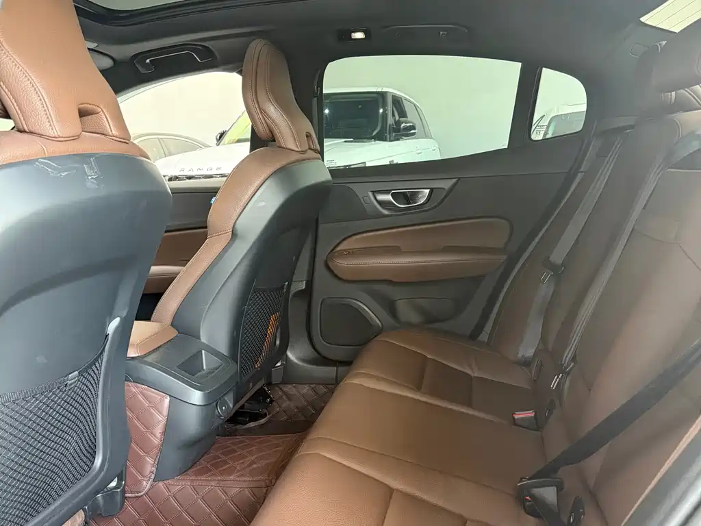 Volvo S60 B4 Smart Ease Luxury