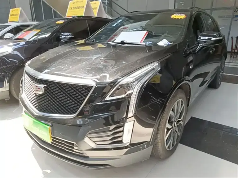 Cadillac XT5 2.0 T 4 WD Distinguished