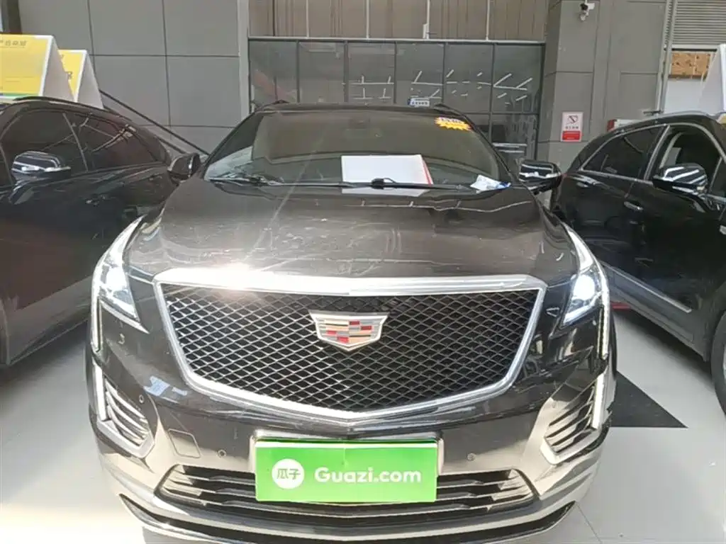 Cadillac XT5 2.0 T 4 WD Distinguished