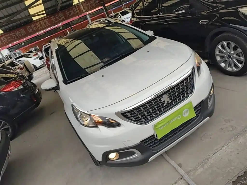 Peugeot 2008 2018 1.6 L Auto Fashion