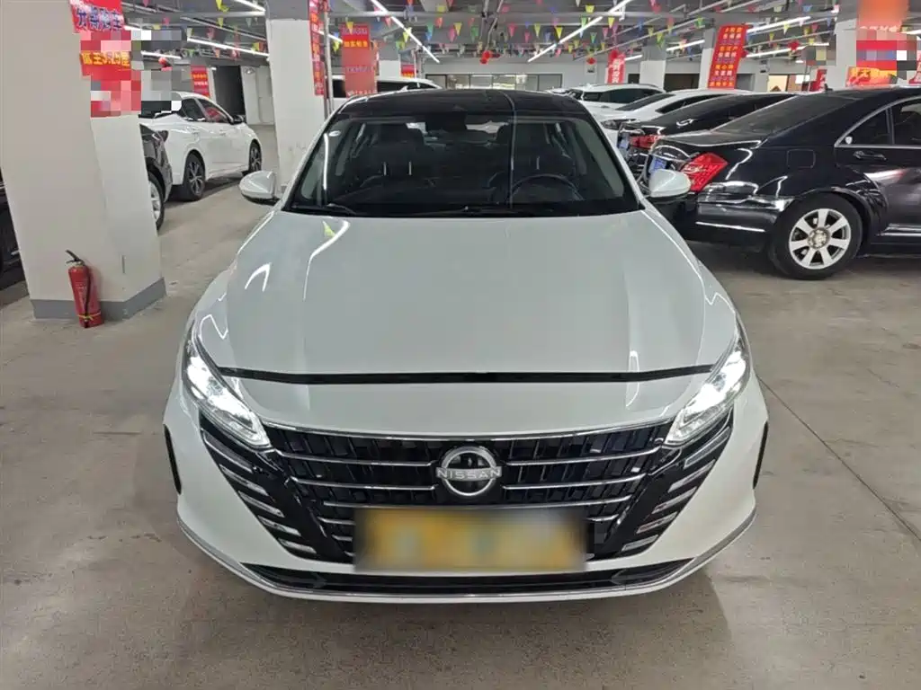 Teana 2.0 L XL-TLS Joy