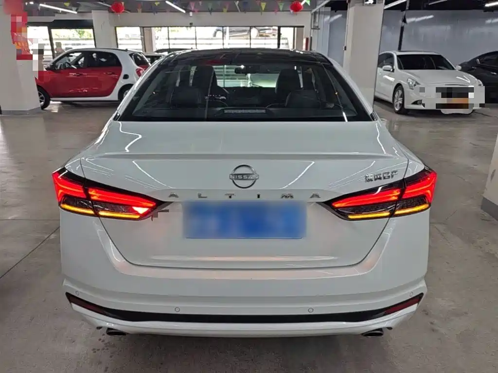Teana 2.0 L XL-TLS Joy