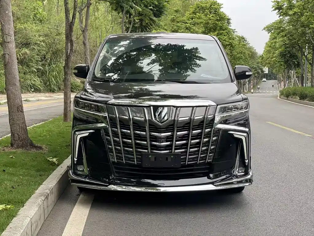 Alphard 3.5 L Luxury