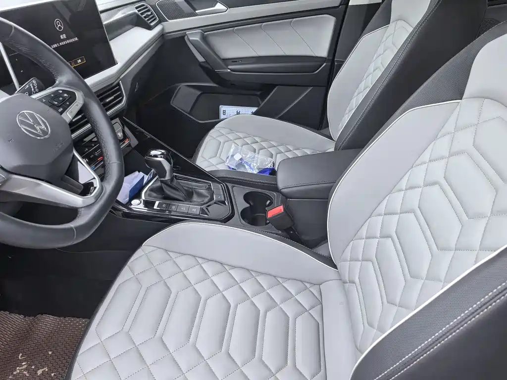 Tayron 330 TSI 2 WD Luxury Plus Advanced