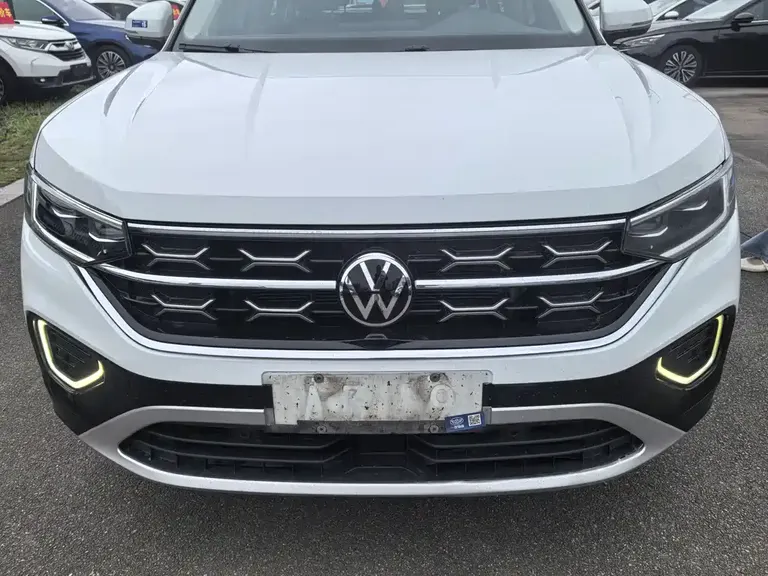 Volkswagen Tayron 330 TSI 2 WD Luxury Plus Advanced