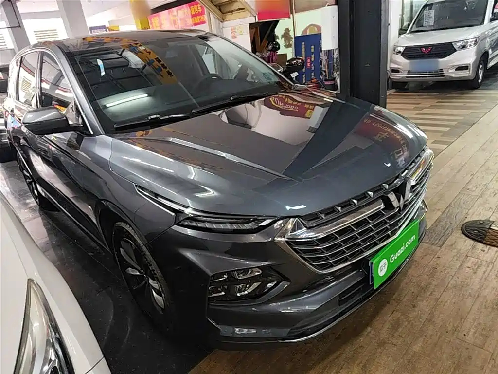 Wuling Victory 1.5 T CVT Distinguished