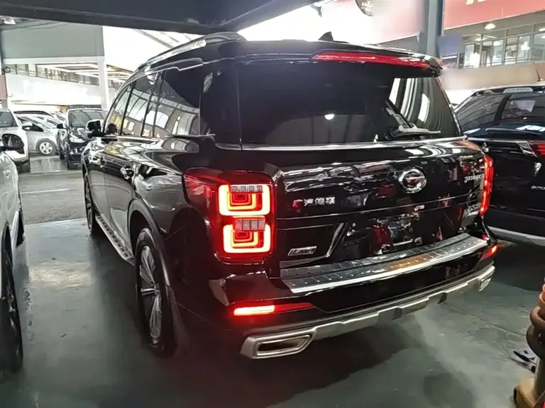GAC Trumpchi GS8 390 T 4 WD Luxury Connected Commemorative (7-seat)