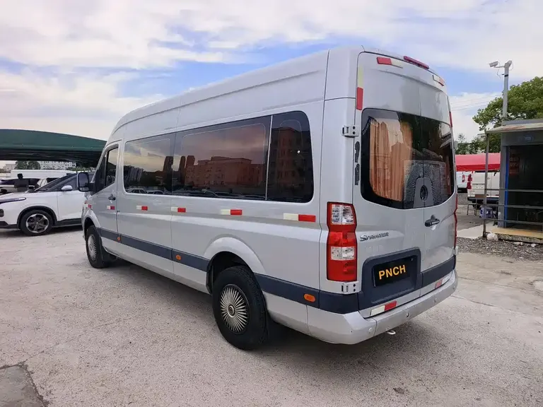 Foton Toano 图雅诺 2020款 2.5 T 手动通途加长轴中顶9座4 J25 TC3
