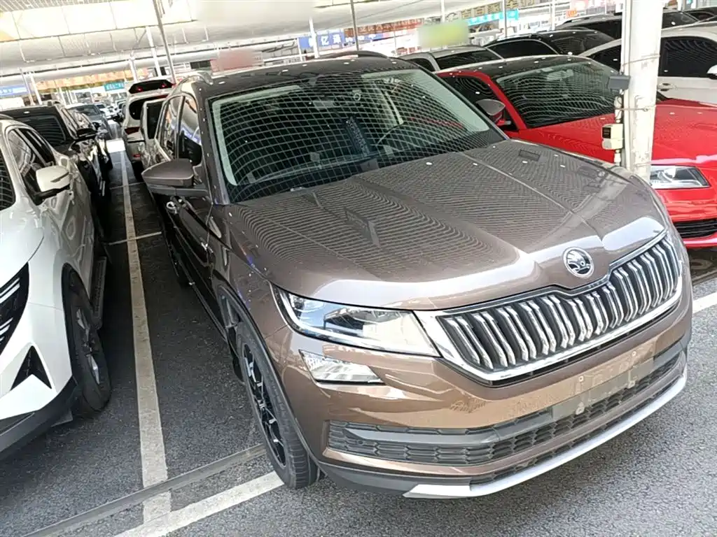 Kodiaq 柯迪亚克 2019款 改款 TSI330 7座两驱豪华优享版 国VI