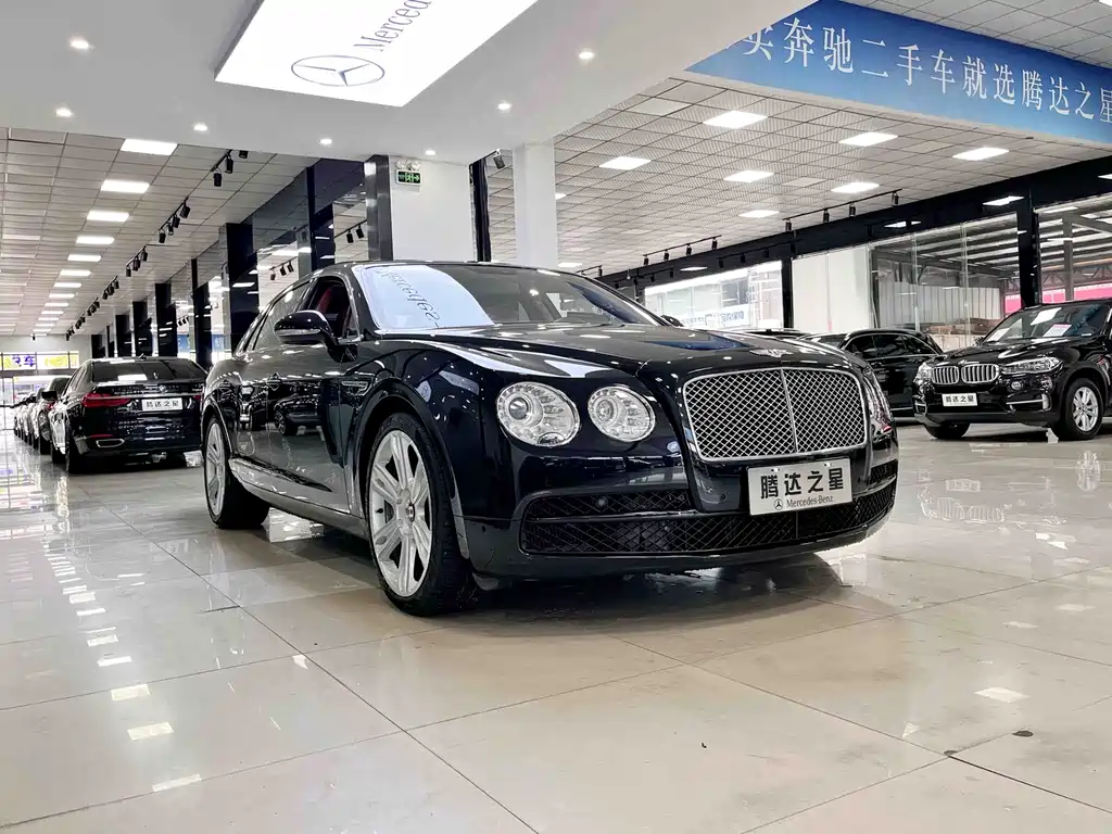 Flying Spur 4.0 T V8 Distinguished