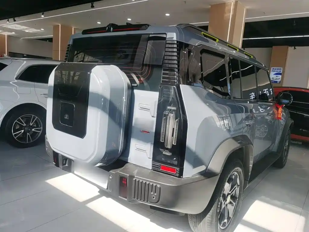 Jetour Traveller 2.0 T 4 WD Cross PRO