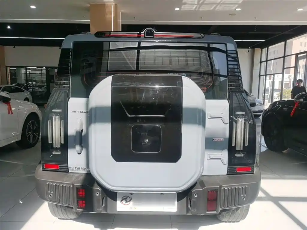 Jetour Traveller 2.0 T 4 WD Cross PRO