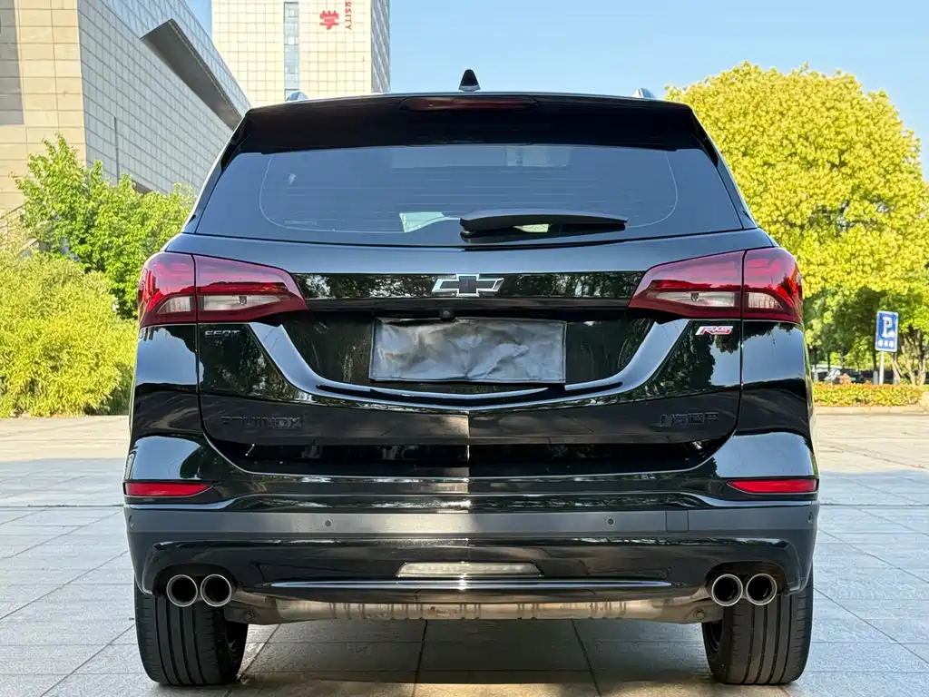 Equinox 550 T RS 4 WD Intelligent Guard World