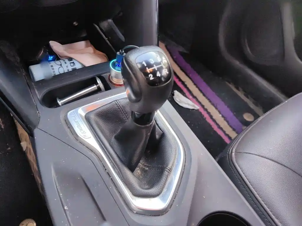 GAC Trumpchi GS4 235 T Manual 2 WD Luxury