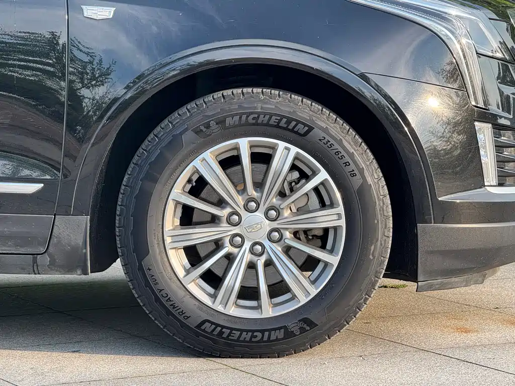 Cadillac XT5 28 T 4 WD Luxury