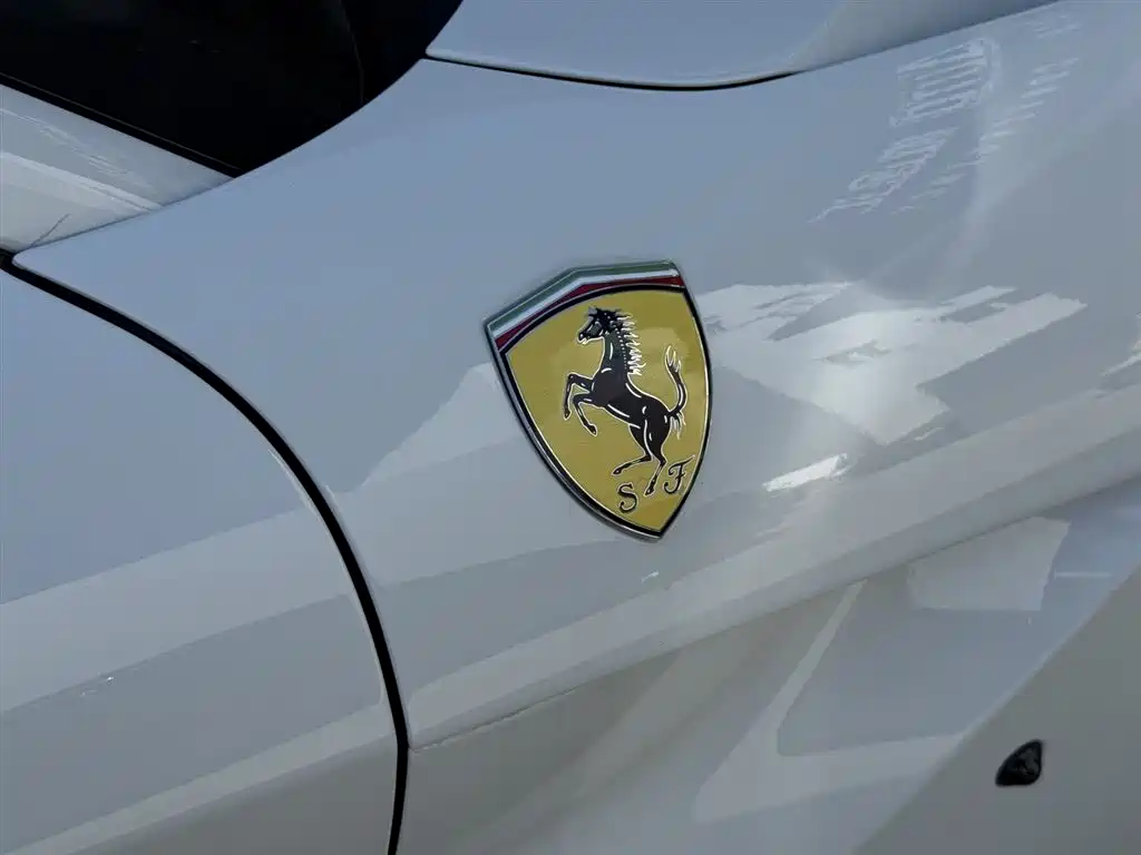 F12 berlinetta 6.3 L Standard