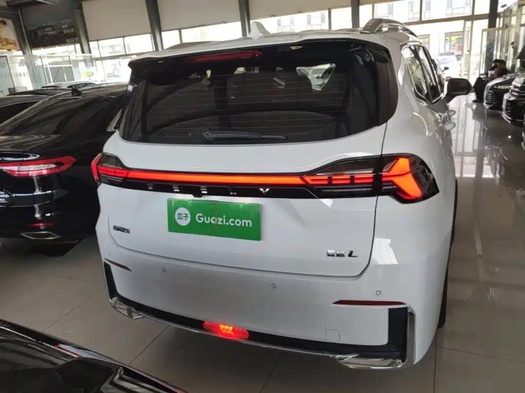 Haoyue L 2.0 T DCT Premium