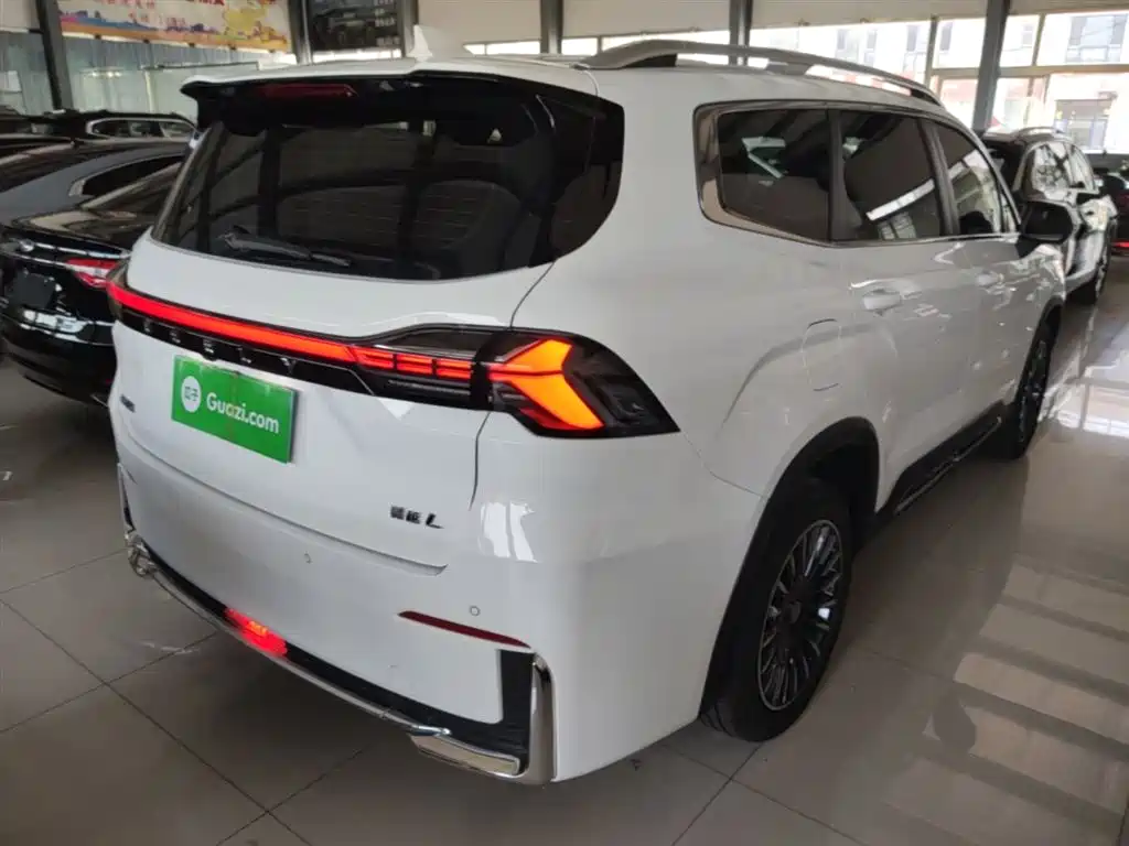 Haoyue L 2.0 T DCT Premium