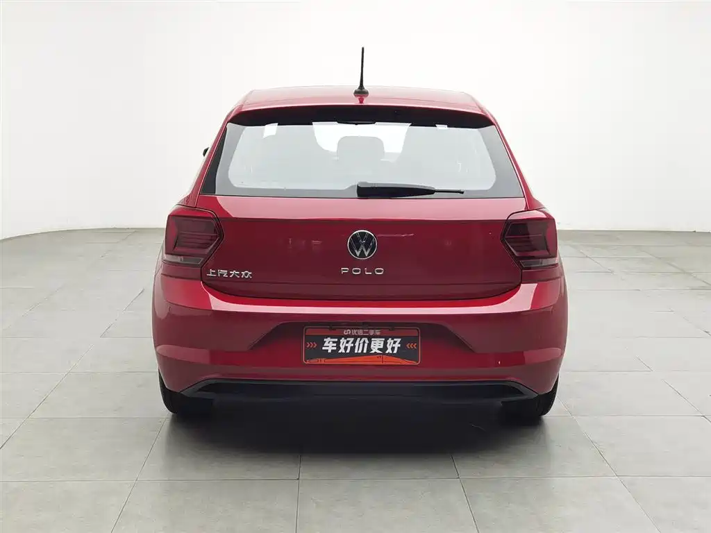 Polo Plus 1.5 L Auto Colorful Tech