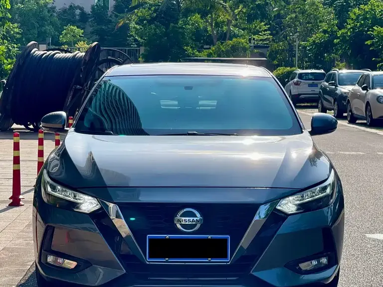 Nissan Sylphy 1.6 L XL CVT Joy