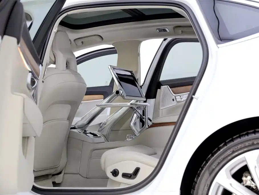 Volvo S90 PHEV T8 E Drive Hybrid Honor 3-seat CN-VI