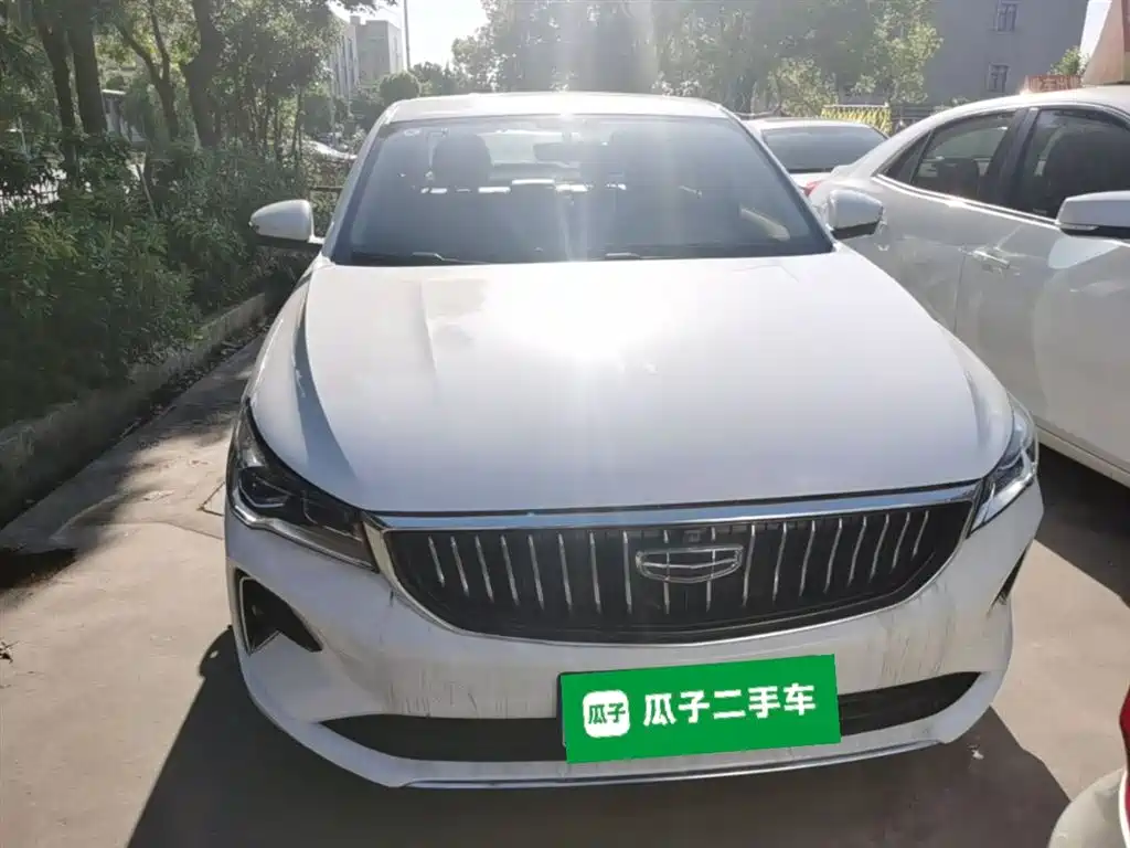 Emgrand 4 th Gen 1.5 L CVT Distinguished