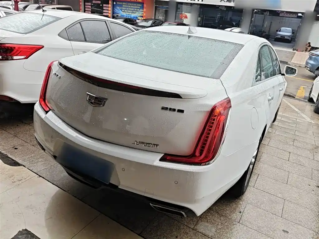 Cadillac XTS 28 T Tech