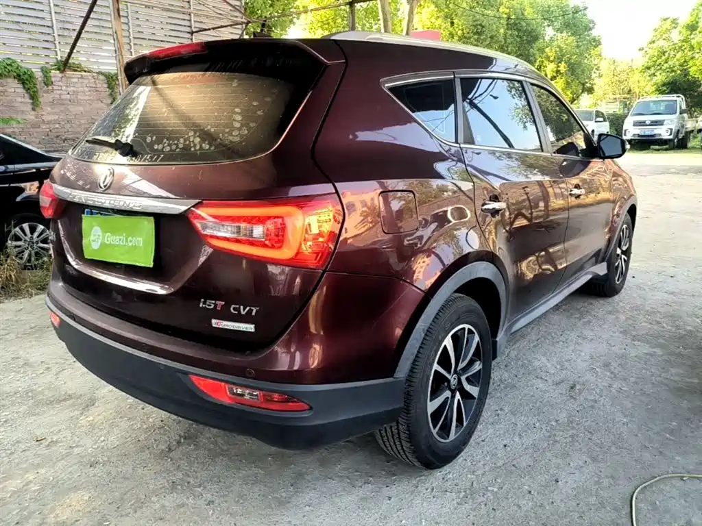 Fengguang 580 Facelift 1.5 T CVT Luxury