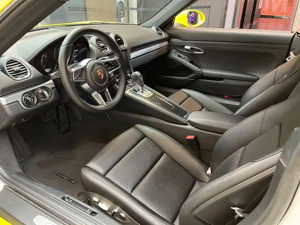 Porsche 718 Cayman 2.0 T