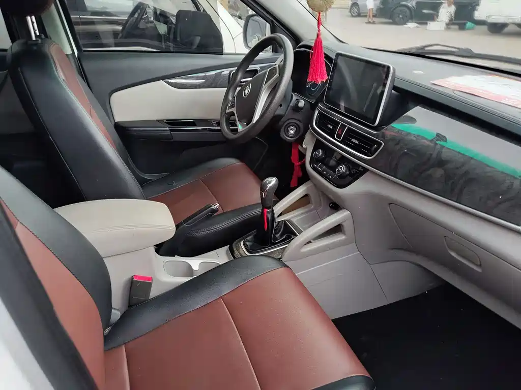 伽途im6 伽途im6 2017款 1.5 L 智悦型