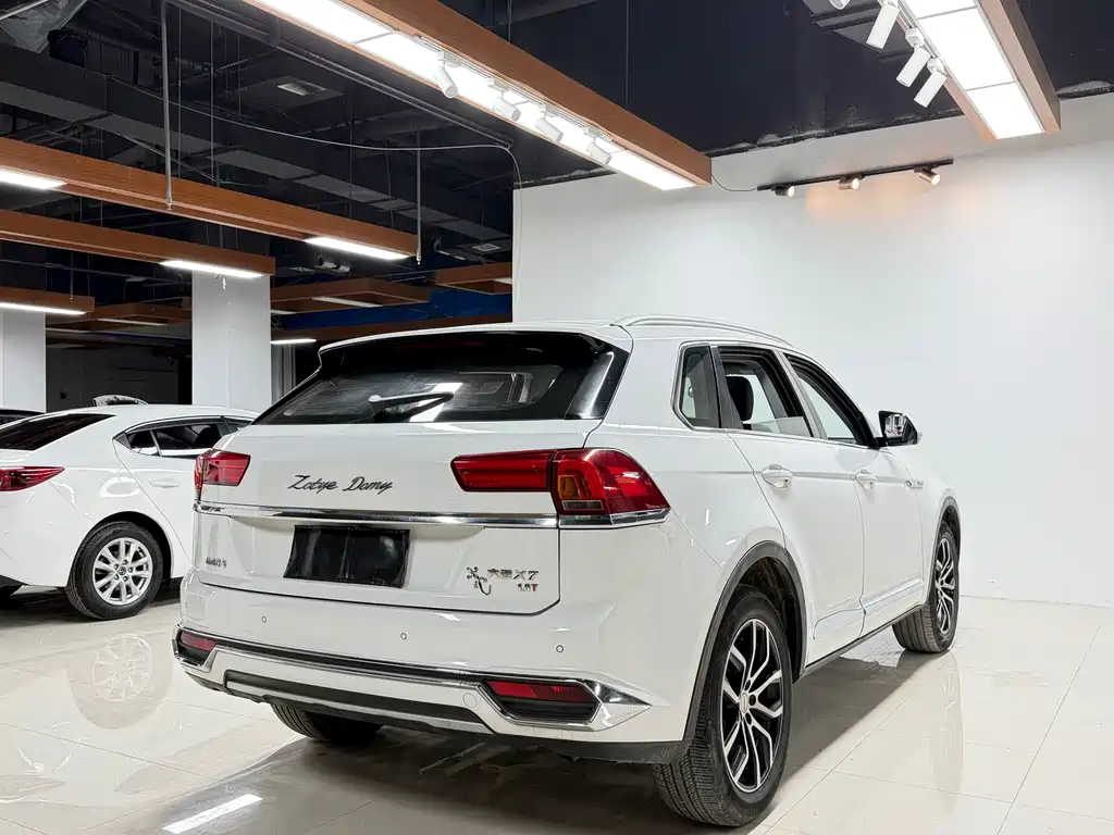 Damai X7 大迈X7 2017款 1.8 T 手动尊贵型