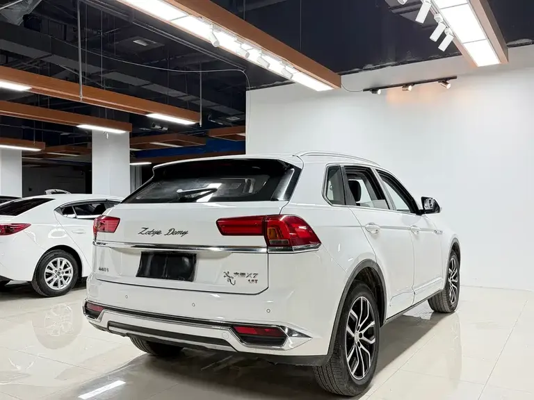 Zotye Damai X7 大迈X7 2017款 1.8 T 手动尊贵型