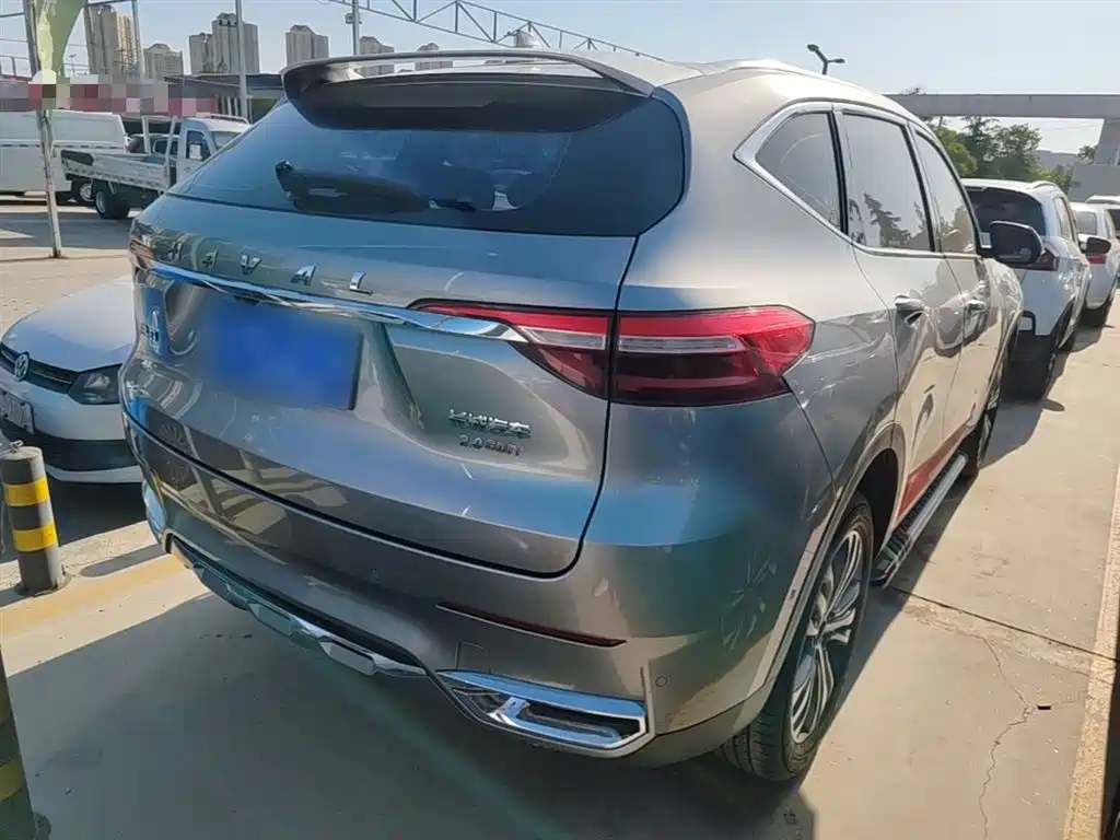 Haval F7 2.0 T 2 WD i