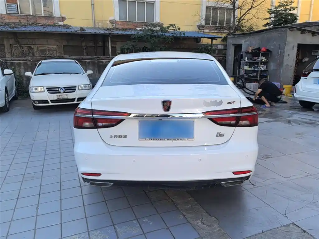 Roewe i6 Classic 20 T Auto Flagship