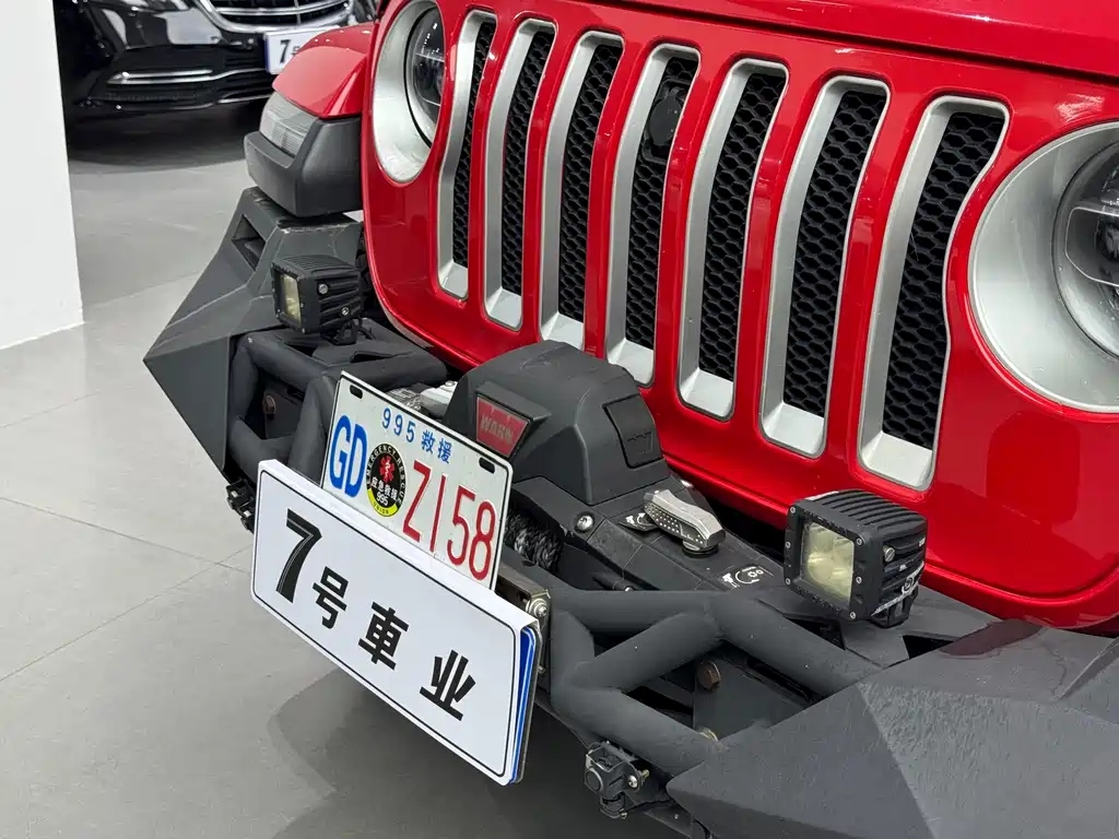 Wrangler 2.0 T Sahara 4-door CN-V
