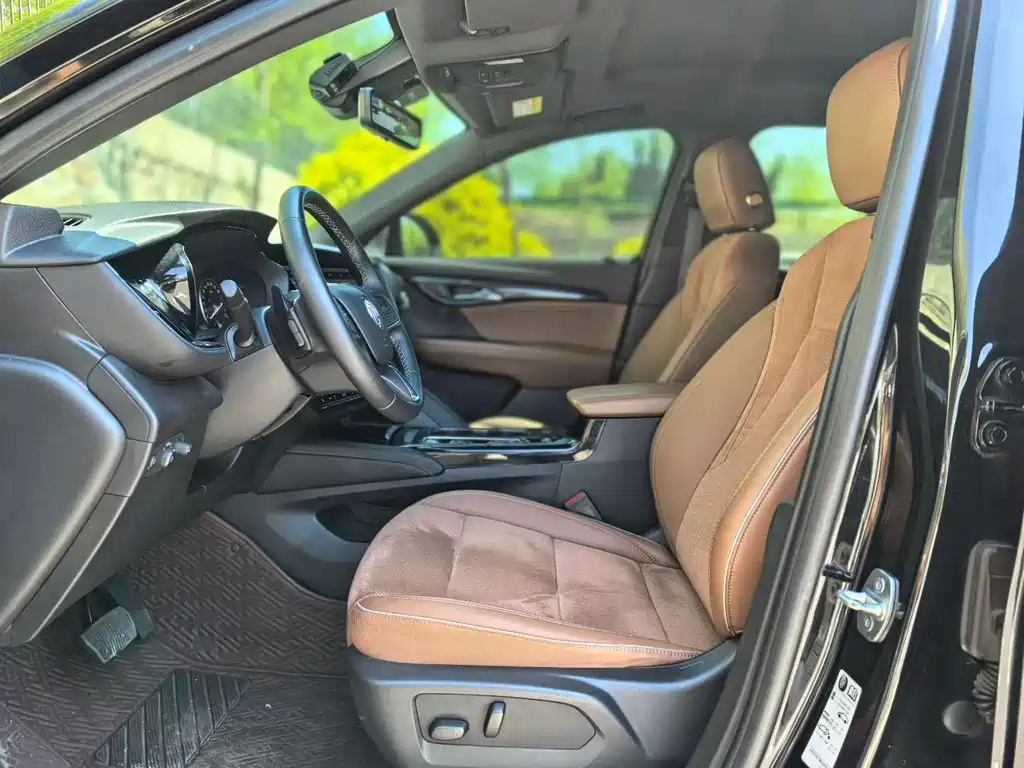 Envision S Envision S 652 T 4 WD Luxury