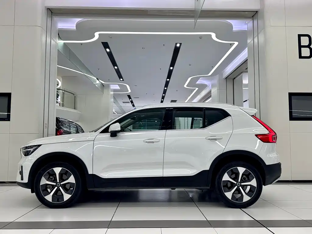 Volvo XC40 B4 4 WD Smart Vision Luxury