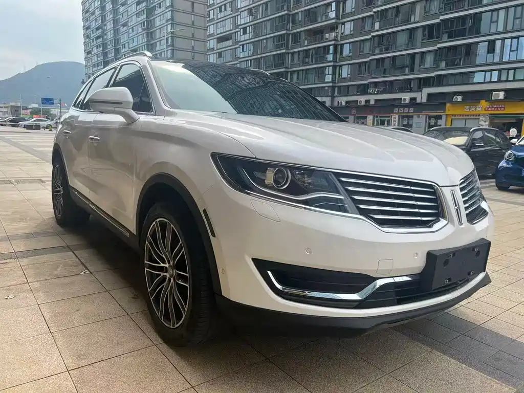 Lincoln MKX 2.0 T 4 WD Graceful