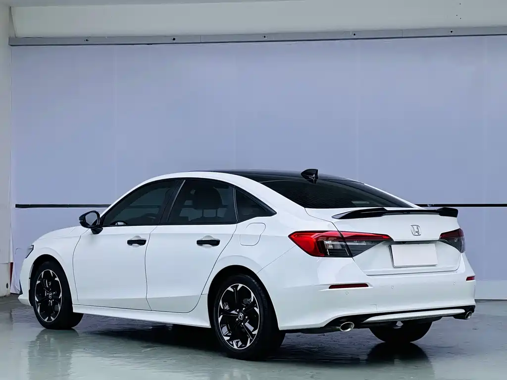 Civic 240 TURBO CVT Ignite Motion