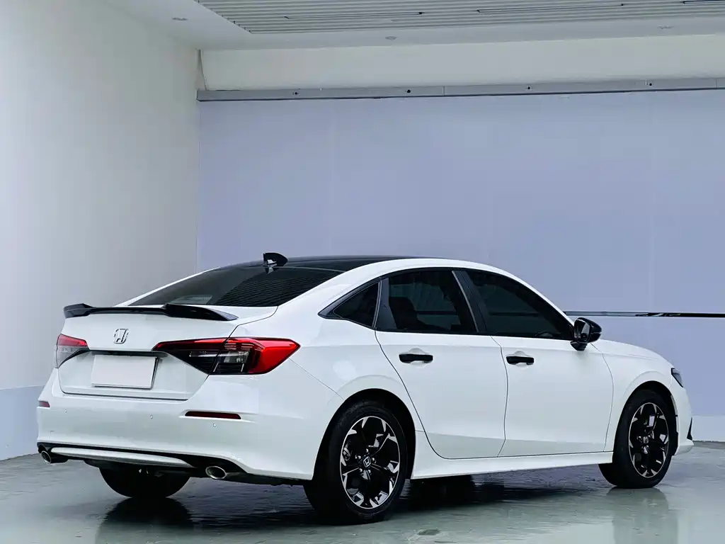 Civic 240 TURBO CVT Ignite Motion