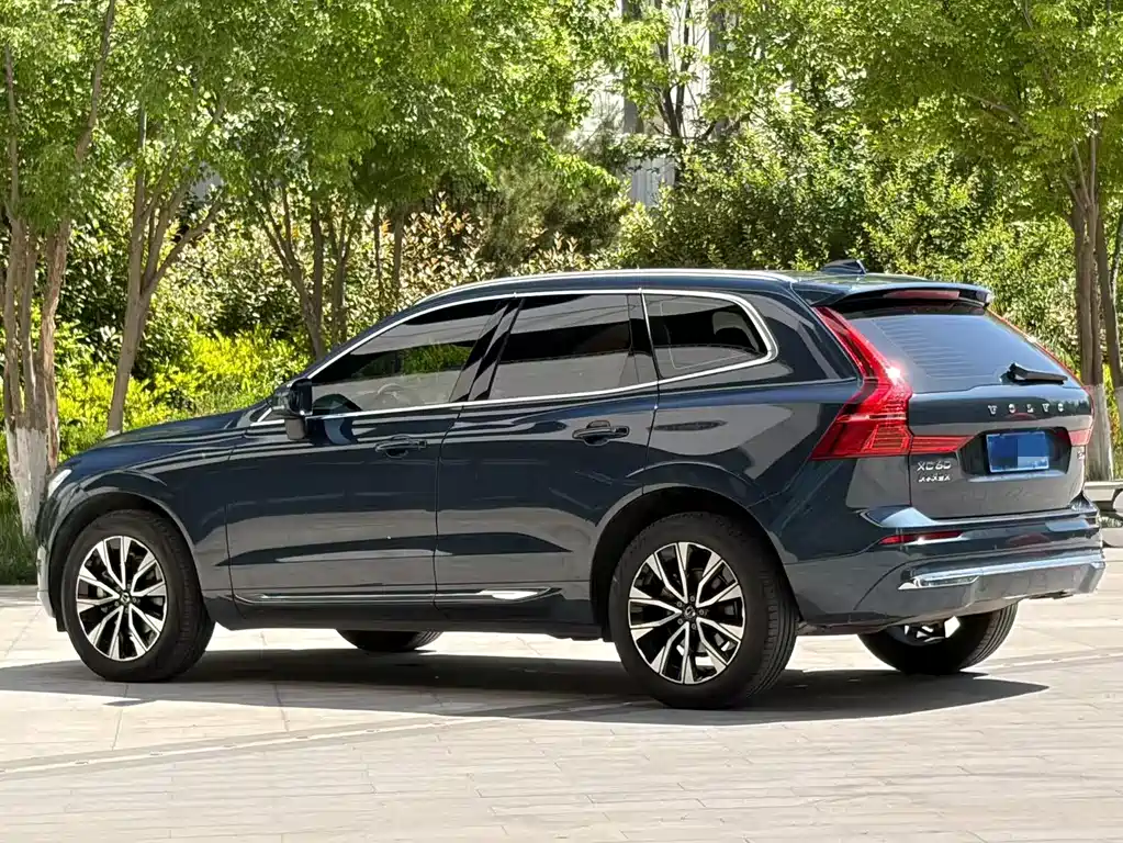 Volvo XC60 B5 4 WD Smart Vision Luxury