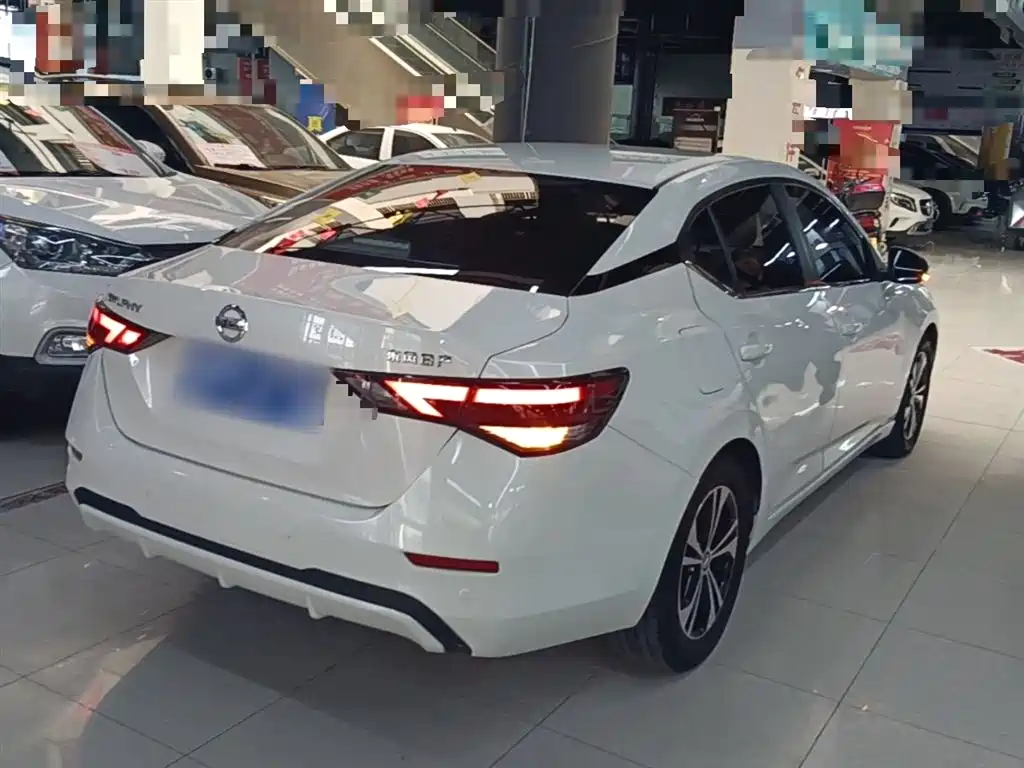 Sylphy 1.6 L XL CVT Joy