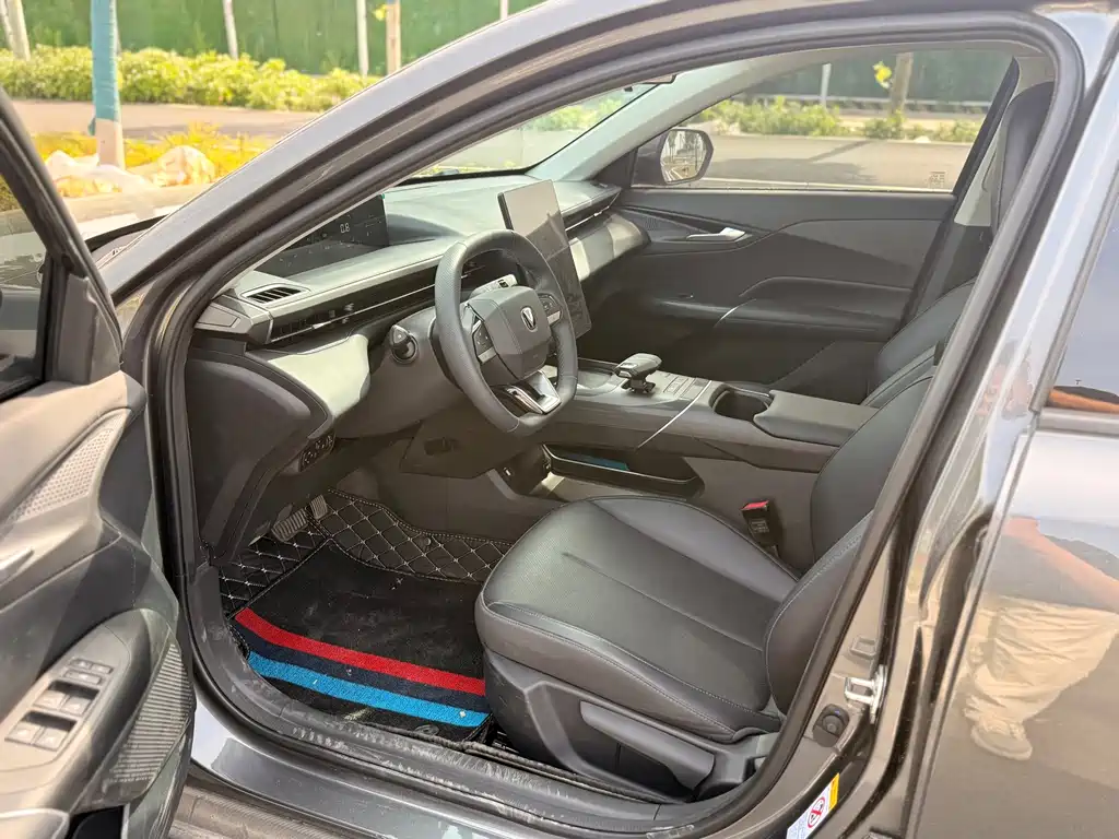 Eado 1.5 T GDI Auto Distinguished