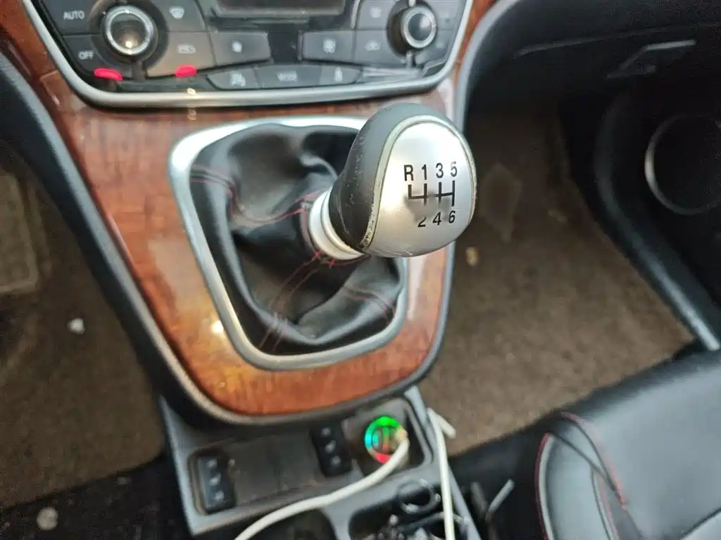 Haval H6 Red Label Sport 1.5 T Manual 2 WD Elite