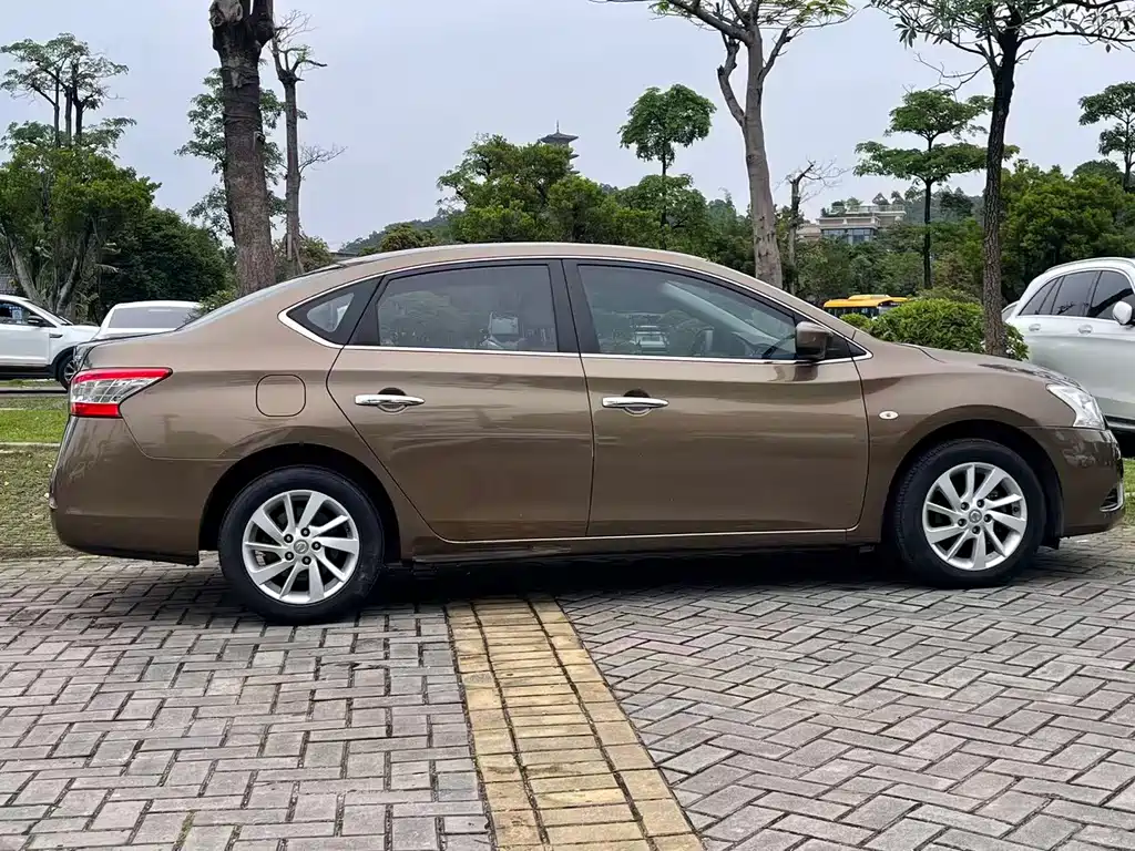 Sylphy 1.6 XL CVT Luxury