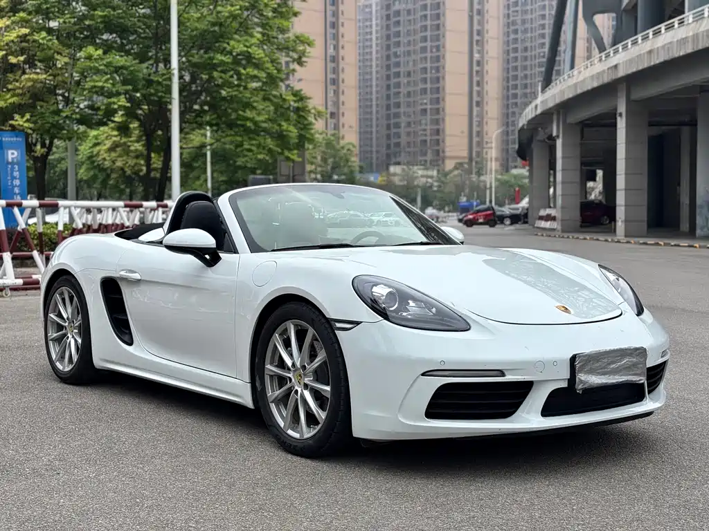 Porsche 718 Boxster 2.0 T