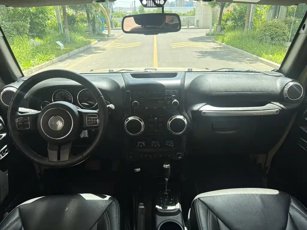 Wrangler 3.0 L Sahara 4-door Comfort Enjoyment